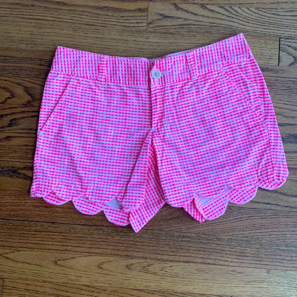 Scalloped plaid lilly pulitzer shorts